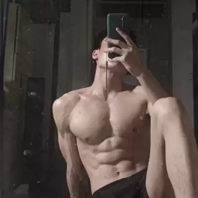 翟悠雅